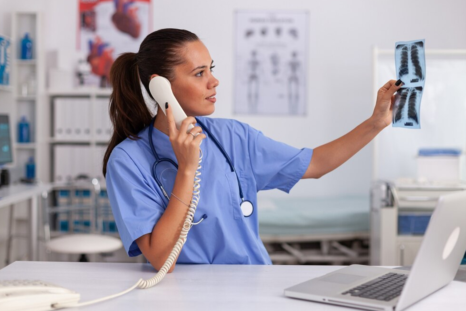 Consultații online reumatologie